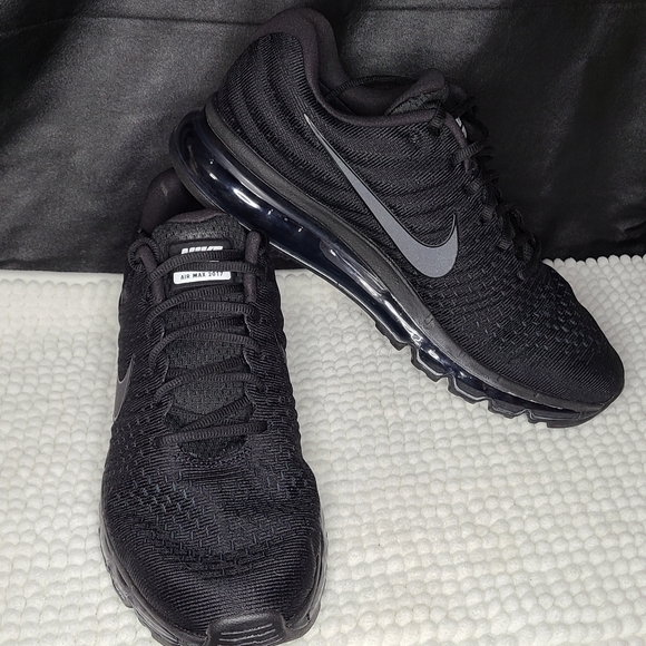 Nike Other - **SOLD**Men's Nike Air Max 2017